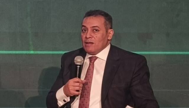 مصطفى منير