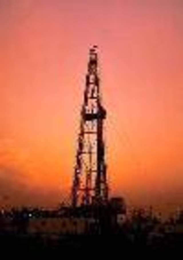 النجف تنتج 88 مليون لتر من المشتقات النفطية خلال مارس 2014