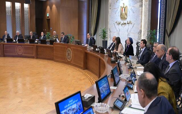الوزراء المصري يوافق على مشروع موازنة 2025-2026.. ويقرر إحالته إلى "النواب"