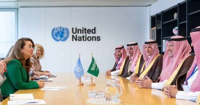 جانب من توقيع اتفاقية لتمويل منصة الرياض الآمنة لتبادل المعلومات مع الأمم المتحدة