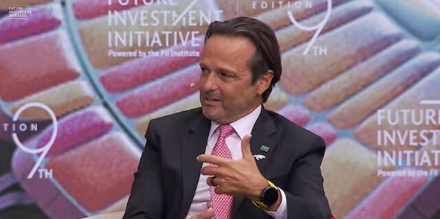 الرئيس التنفيذي لشركة البحر الأحمر للتطوير، جون باغانو على هامش مؤتمر مبادرة مستقبل الاستثمار في نسخته التاسعة (FII9)