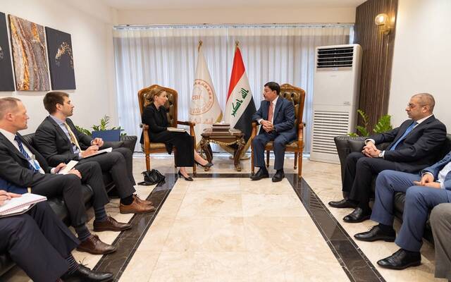 محافظ البنك المركزي العراقي يستقبل مساعدة وزير الخزانة الامريكية