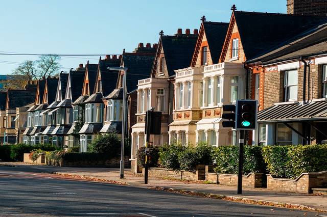 Britain’s house prices up 10% in March