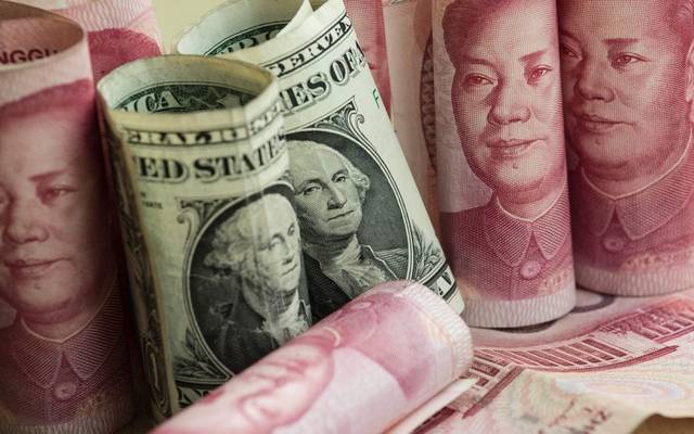 الدولار يتراجع أدنى 6.9 يوان صيني لأول مرة منذ أغسطس