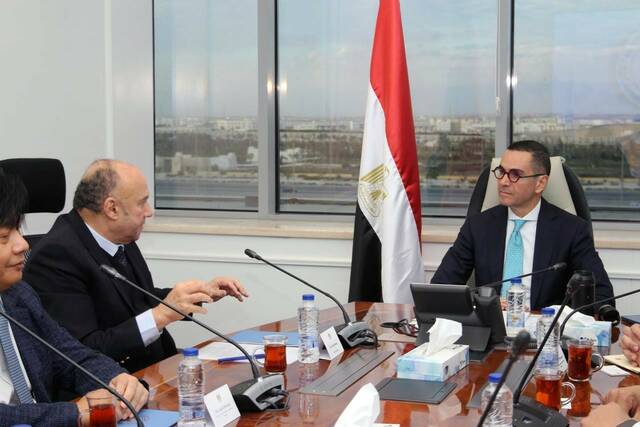 "الاستثمار" المصرية تبحث مع "إل جي" الكورية الخطط التوسعية والتصدير