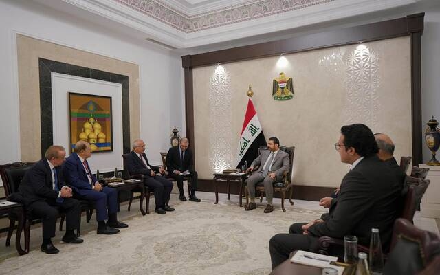 رئيس مجلس الوزراء العراقي يستقبل وفداً من رجال الأعمال الأتراك