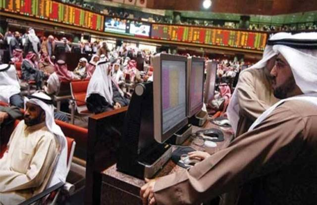 محللون: أسواق الخليج تترقب اتجاه النفط