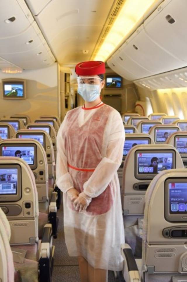 "طيران الإمارات" تعتمد إجراءات سلامة للركاب مع استئناف رحلاتها المنتظمة