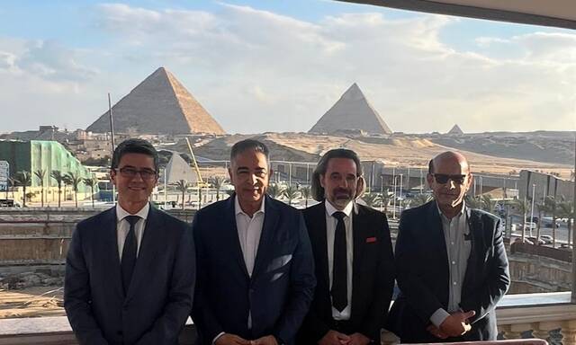 جانب من الزيارة