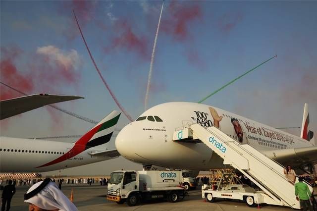 صور.. فعاليات اليوم الأخير من معرض دبي للطيران