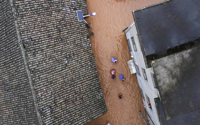 الصين ترفع حالة التأهب لثاني أعلى مستوى بسبب الفيضانات
