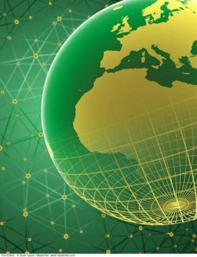 غوردن براون: غياب التعاون بين الحكومات والشركات يؤثر في العالم 