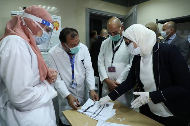 مصر تسجل 17 حالة وفاة و151 إصابة جديدة بفيروس كورونا