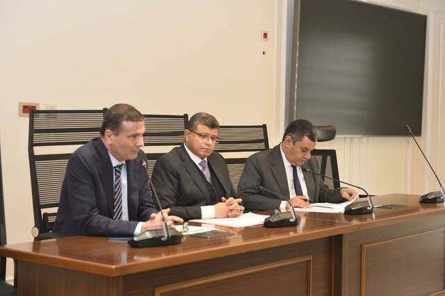 وزير الزراعة في لجنة الزراعة بمجلس النواب المصري