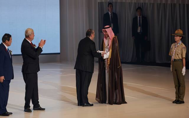جانب من مراسم تسلم السعودية راية إكسبو رسميًا من اليابان في حفل اختتام معرض أوساكا