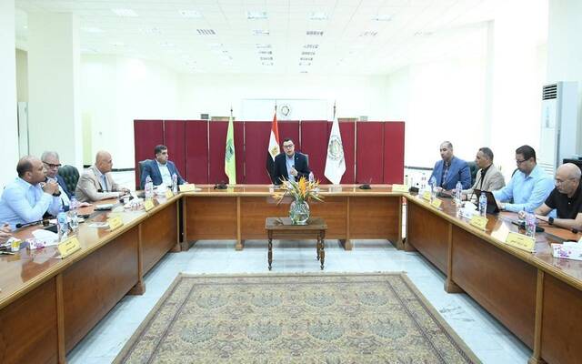 المهندس شريف الشربيني وزير الإسكان والمرافق والمجتمعات العمرانية المصري
