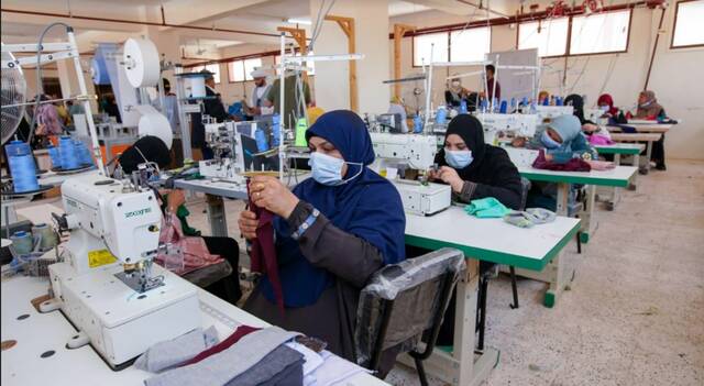 مصنع ملابس جاهزة في مصر - أرشيفية