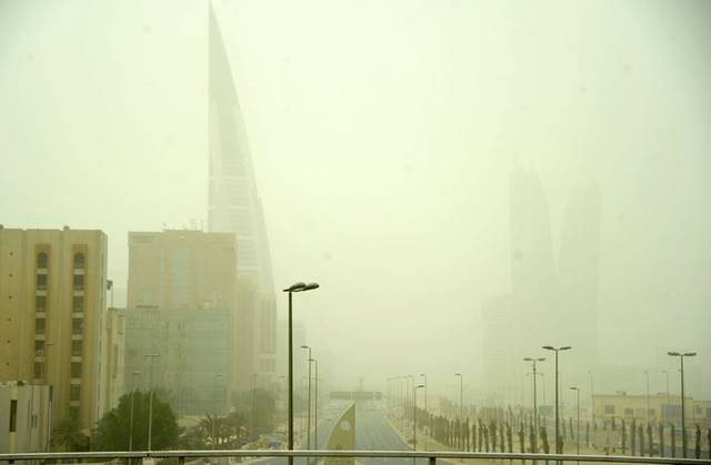المرور البحرينية تصدر تحذيراً للمواطنين بشأن موجة غبار متوقعة