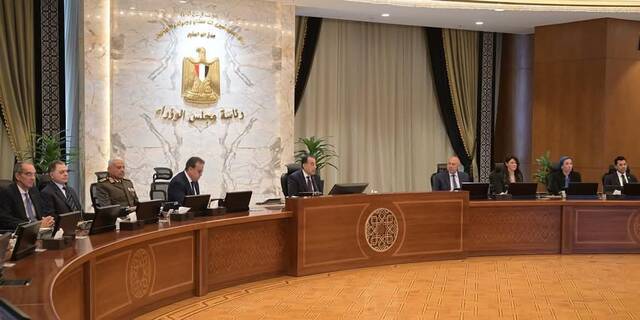 الوزراء المصري يوافق خلال اجتماعه الأسبوعي على 12 قراراً