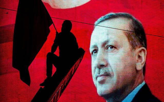 أردوغان يحذر المتلاعبين بالليرة: "ستدفعون الثمن باهظاً"