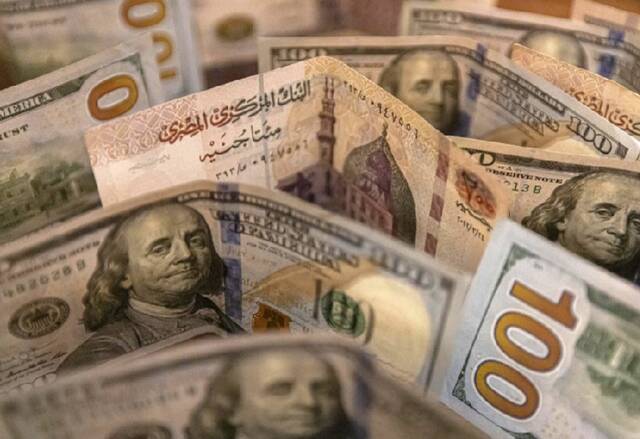 تراجعت حدة الأزمة الاقتصادية التي شهدتها مصر خاصة أزمة العملة الأجنبية