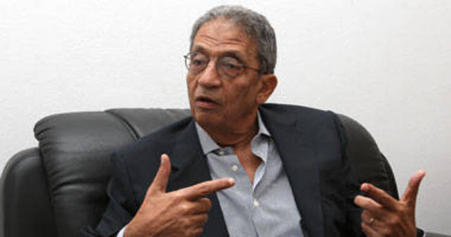 عمرو موسي: 4 تحديات رئيسية تقف عائقاً أمام الحكومة المصرية