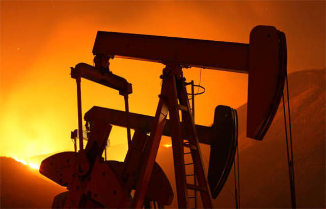 Oil prices rise on lower US inventory