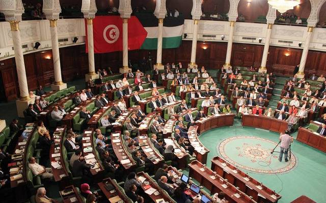 البرلمان التونسي يمنح الثقة للوزراء الجدد بحكومة المشيشي