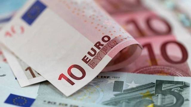 Eurozone economic activity hits 7-yr high in November