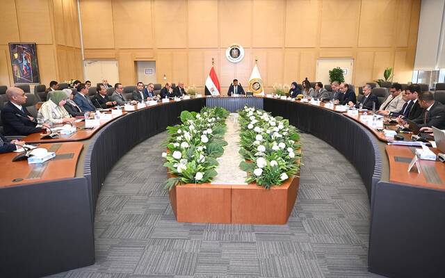 الاجتماع الأول للجنة تفضيل المنتج الصناعي المصري