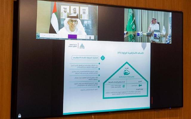السعودية والإمارات تبحثان الجهود المبذولة بملفي الإسكان وتنمية المجتمع