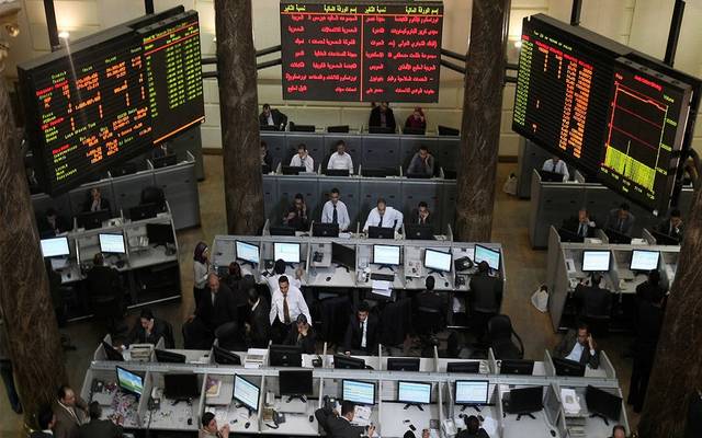 مبيعات العرب والأجانب تهبط ببورصة مصر بنوفمبر والرئيسي يخسر 709نقاط