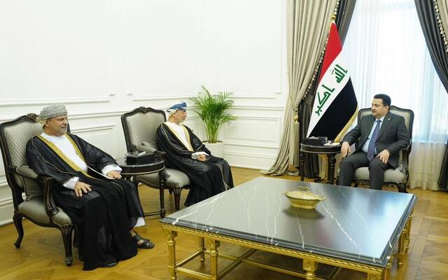 رئيس مجلس الوزراء يستقبل سفير سلطنة عُمان لدى العراق
