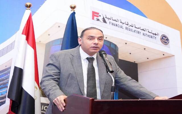 الدكتور إسلام عزام رئيس مجلس إدارة الهيئة العامة للرقابة المالية