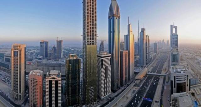 جيه إل إل: استثمارات قطاع اللوجستيات الإماراتي تُعزز التنمية المستقبلية