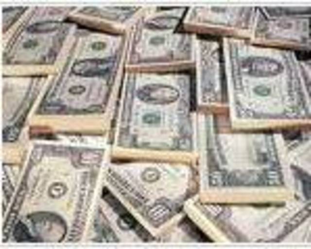 بوصوله إلى 15.5 مليار دولار  ... إحتياطي النقد الأجنبي المصري يرتفع خلال مايو للشهر الثاني على التوالي 