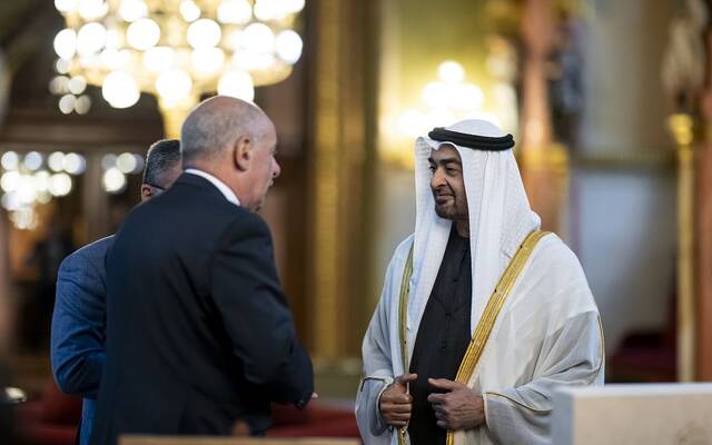 محمد بن زايد ورئيس المجر يبحثان في بودابست تعزيز علاقات التعاون بين البلدين