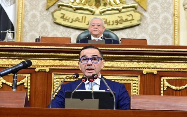 حسن الخطيب وزير الاستثمار