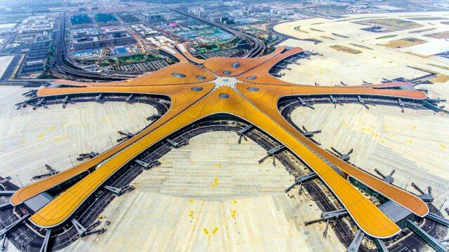 توقعات بوصول إجمالي مطارات الطيران العام المعتمدة بالصين إلى 500 مطار بحلول 2025