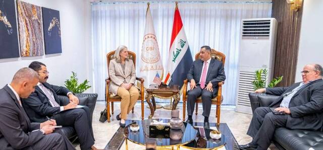 محافظ المركزي العراقي: واجهنا التحديات المالية بإجراءات حرّكت عجلة الاقتصاد