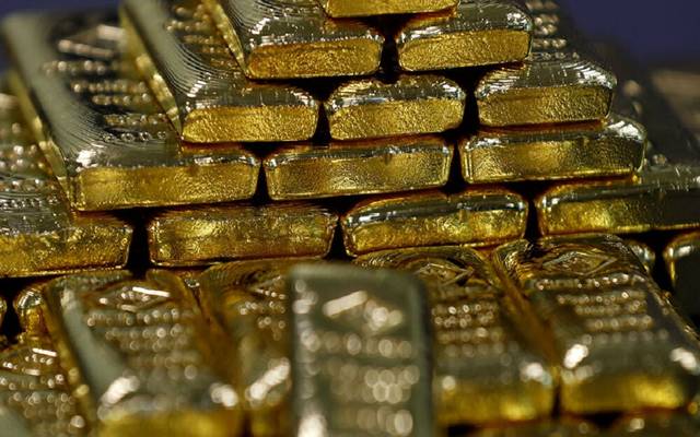 الذهب يفقد 16.8 دولار ويسجل خسائر أسبوعية بضغط ارتفاع الدولار