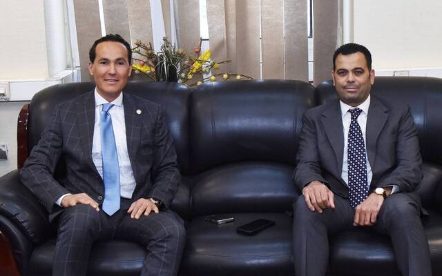 حاتم النواوي رئيس الجهاز التنفيذي للهيئة العامة لمركز تنمية الصادرات ورئيس الجهاز التنفيذي لصندوق تنمية الصادرات و محمد عوض الرئيس التنفيذي للهيئة العامة للاستثمار والمناطق الحرة