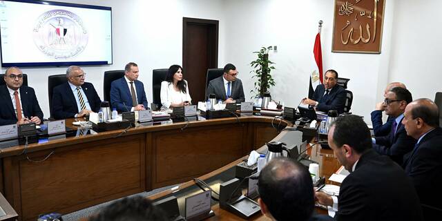 مدبولي يبحث فرص استثمار أراضٍ على كورنيش النيل لتعظيم العائد من أصول الدولة