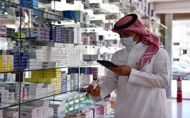 السعودية..قرار تحديد الحد الأدنى لرواتب أطباء الأسنان والصيادلة يدخل حيز التنفيذ