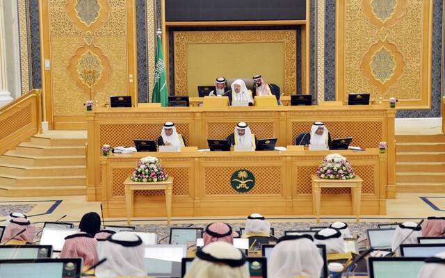 مجلس الشورى يطالب بتشديد الرقابة على قطاع المعادن الثمينة والأحجار الكريمة