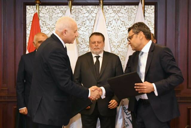 جانب من مراسم توقيع عقد الشراكة