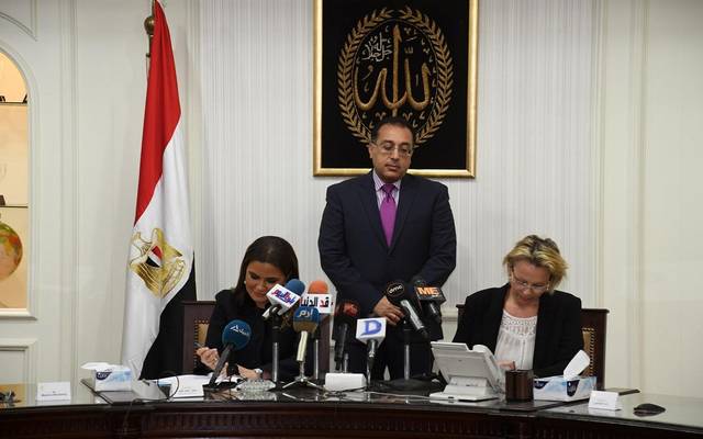 مصر والتنمية الأفريقي يوقعان اتفاق تمويل بـ150مليون دولار للصرف الصحي