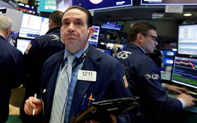 "مورجان ستانلي" يحذر المستثمرين من هبوط محتمل بالأسهم الأمريكية