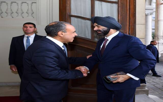 بدر عبد العاطي وزير الخارجية والتعاون الدولي والمصريين بالخارج وأجاي بانغا رئيس مجموعة البنك الدولي