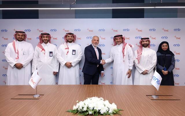 على هامش توقيع شركة الطائرات المروحية المملوكة بالكامل لصندوق الاستثمارات العامة اتفاقية تسهيلات ائتمانية مع البنك العربي الوطني